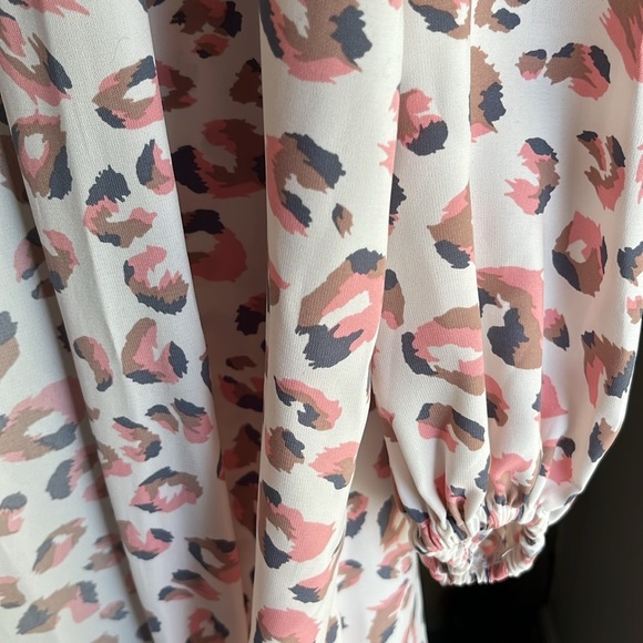 Kimono Elegant Beautiful HoneyMe Leopard Pink Brown Cream Kimono, Women’s Sz L - Picture 4 of 10